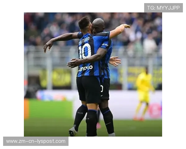 卢卡库背身护球转身怒射，罗马前场强势压制——一场战术与意志的对决揭秘